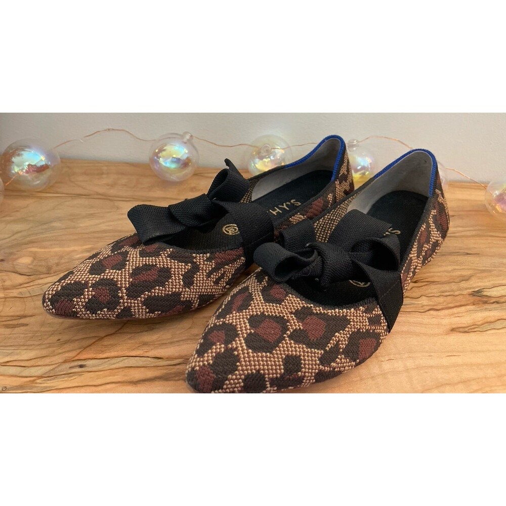 Rothy’s Wildcat Maryjane’s pointy with black bow size 8.5
